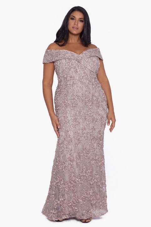 Новогодняя коллекция платьев больших размеров американского бренда Xscape 2023