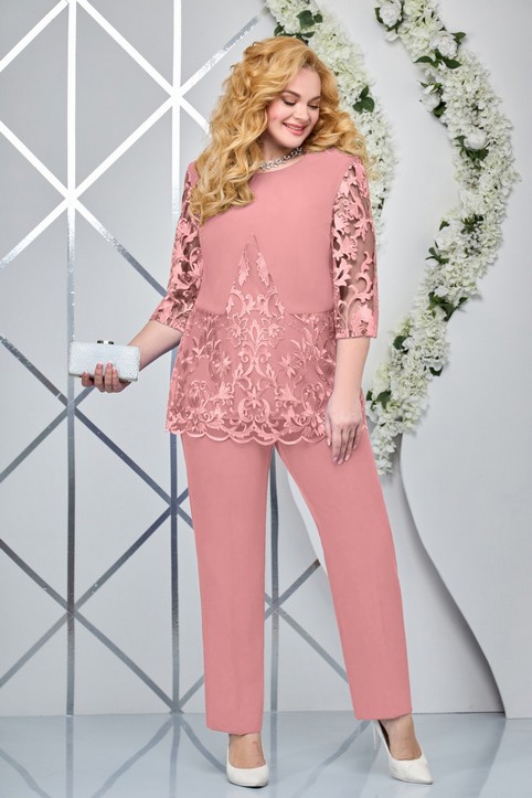 Коллекция женской одежды больших размеров белорусского бренда Ninelle весна 2022