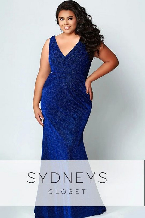 Новогодняя коллекция платьев больших размеров американского бренда Sydney's Closet 2022