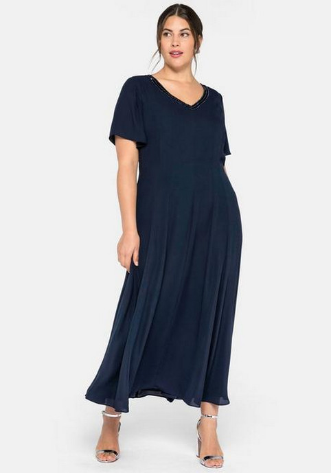 Нарядные платья для полных женщин немецкого бренда Sheego весна-лето 2021