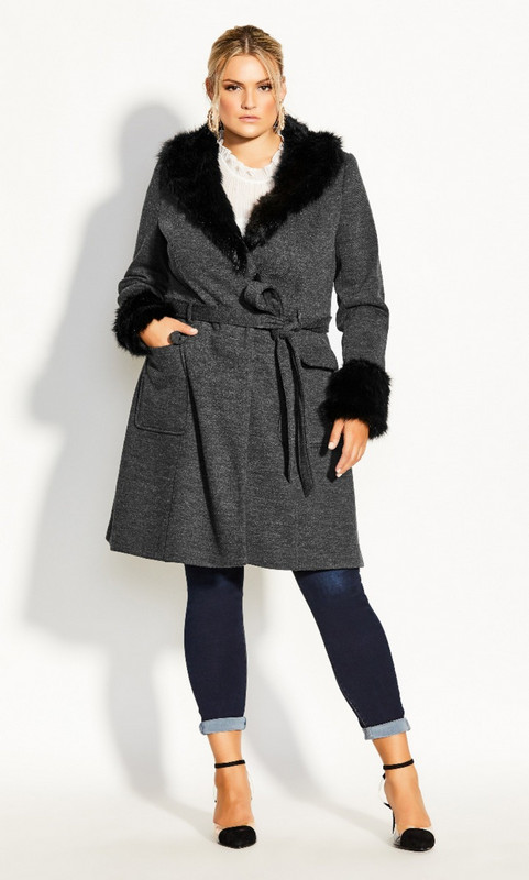 Пальто и полупальто для полных модниц американского бренда Avenue зима 2020-2021