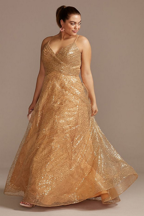 Новогодняя коллекция вечерних платьев америкаснкого бренда David's Bridal 2021