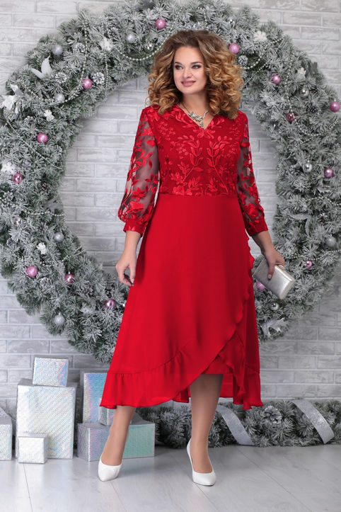 Новогодняя коллекция шикарных платьев для полных модниц белорусского бренда Ninele 2021