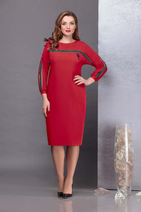 Новогодняя коллекция платьев для полных девушек и женщин белорусского бренда Nadin N 2020