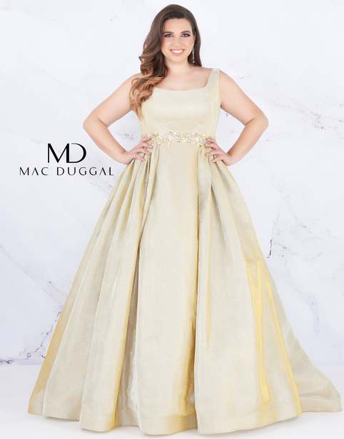 Новогодняя коллекция вечерних платьев для полных девушек и женщин американского бренда Mac Duggal 2019