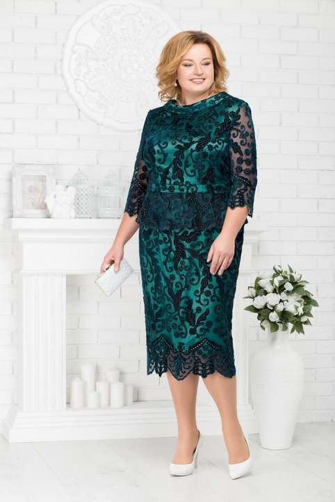 Новогодняя коллекция платьев для полных женщин белорусской компании Ninele 2019