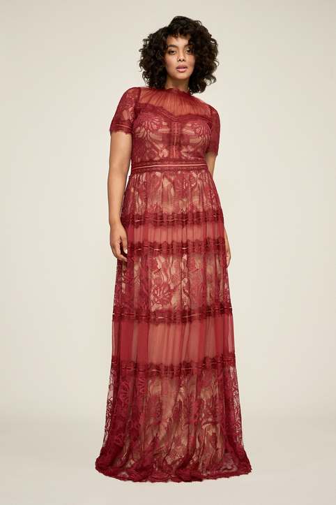 Новогодняя коллекция вечерних платьев для полных женщин американского бренда Tadashi Shoji 2019