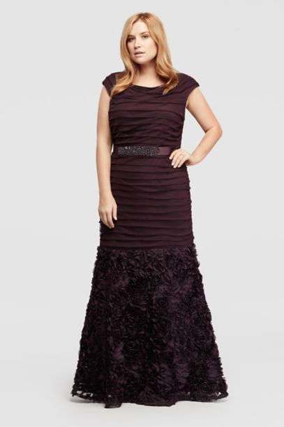 Новогодняя коллекция вечерних платьев для полных женщин американского бренда David's Bridal 2017