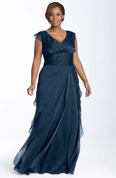 Вечерние платья для полных модниц американского бренда Adrianna Papell 2015