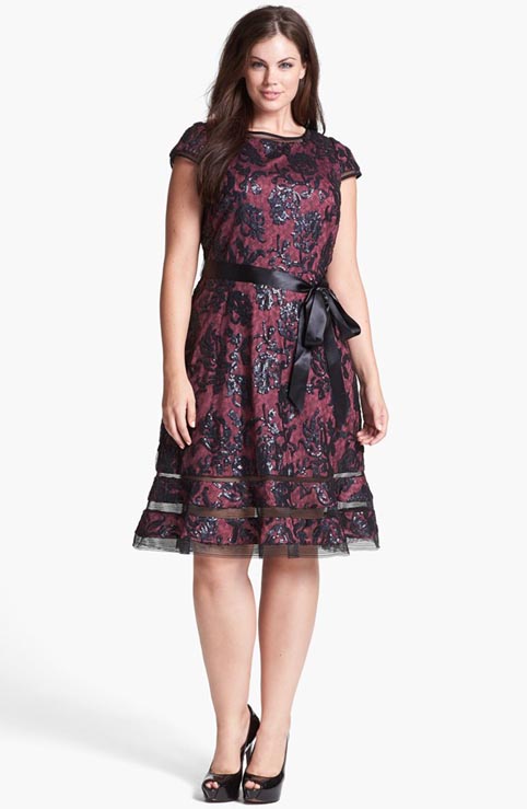 Нарядные платья для полных модниц американского бренда Adrianna Papell. Осень-зима 2013-2014