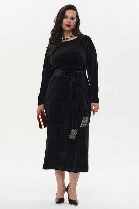 Платья для полных женщин российского бренда Intikoma осень-зима 2025-26