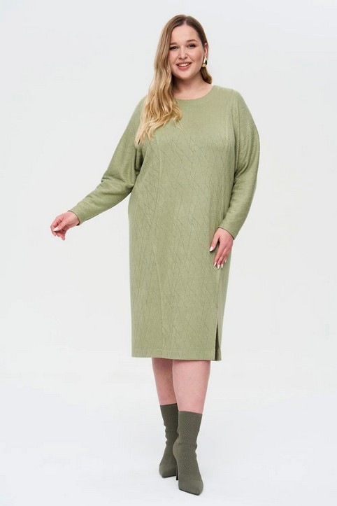 Платья для полных женщин российского бренда Intikoma осень-зима 2025-26