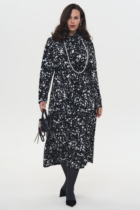 Платья для полных женщин российского бренда Intikoma осень-зима 2025-26