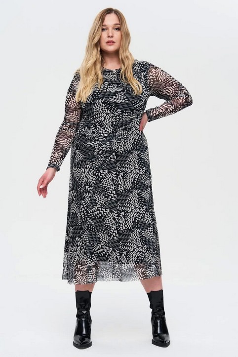 Платья для полных женщин российского бренда Intikoma осень-зима 2025-26