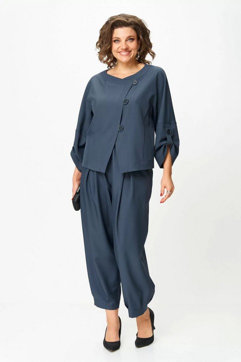 Коллекция женской одежды plus размеров белорусского бренда Mishel Chic осень-зима 2025-26