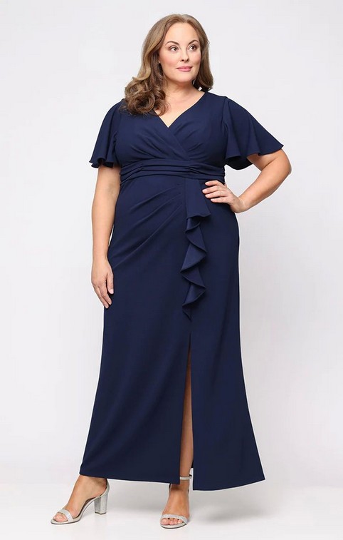 Нарядные платья для полных женщин американского бренда SL Fashions осень 2025