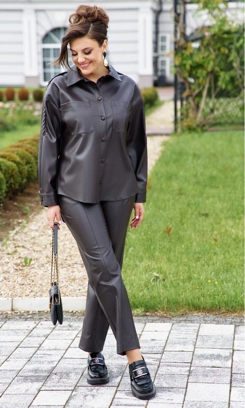 Коллекция женской одежды plus size белорусского бренда Vittoria Queen осень-зима 2025-26