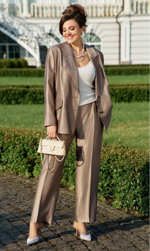 Коллекция женской одежды plus size белорусского бренда Vittoria Queen осень-зима 2025-26