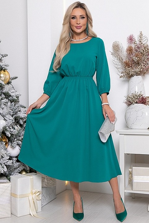 Новогодняя коллекция платьев обычных и больших размеров российского бренда АVILI 2024