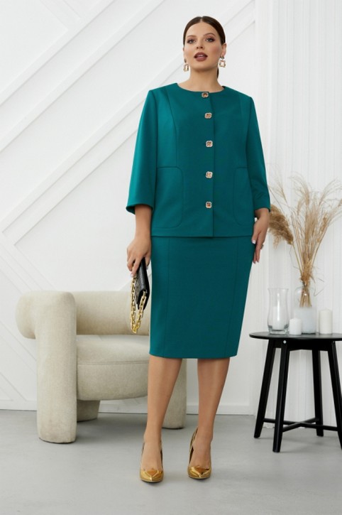Коллекция женской одежды нестандартных размеров белорусского бренда Lissana зима 2023-24