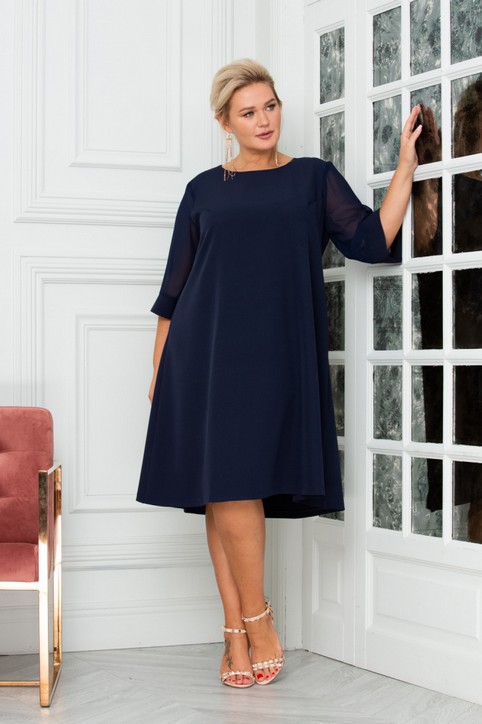 Нарядная коллекция женской одежды больших размеров российского бренда Intikoma осень 2022
