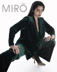Новогодний lookbook женской одежды больших размеров греческого бренда Dina by Mi-ro 2022