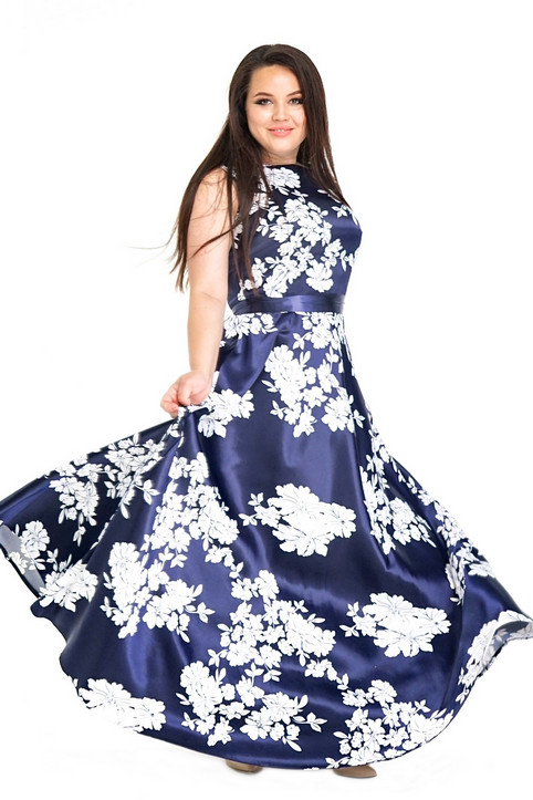 Нарядные платья для полных модниц киргизского бренда Lady Maria весна-лето 2021