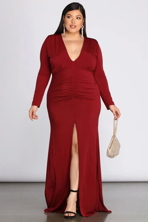 Новогодняя коллекция платьев для полных женщин американского бренда Windsor 2021