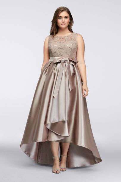 Новогодняя коллекция вечерних платьев для полных женщин американского бренда David's Bridal 2017